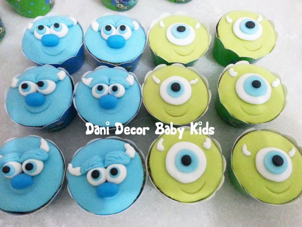 Mini cupcake monstros SA.